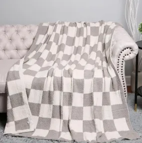 Checkerboard Patterned Throw Blanket