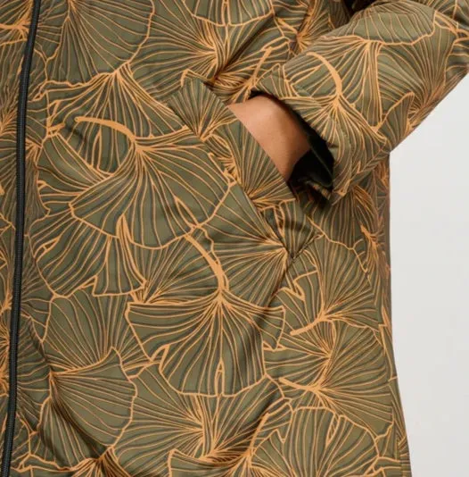 Title: Lightly Padded Patterned Jacket with Modifiers by Ciso