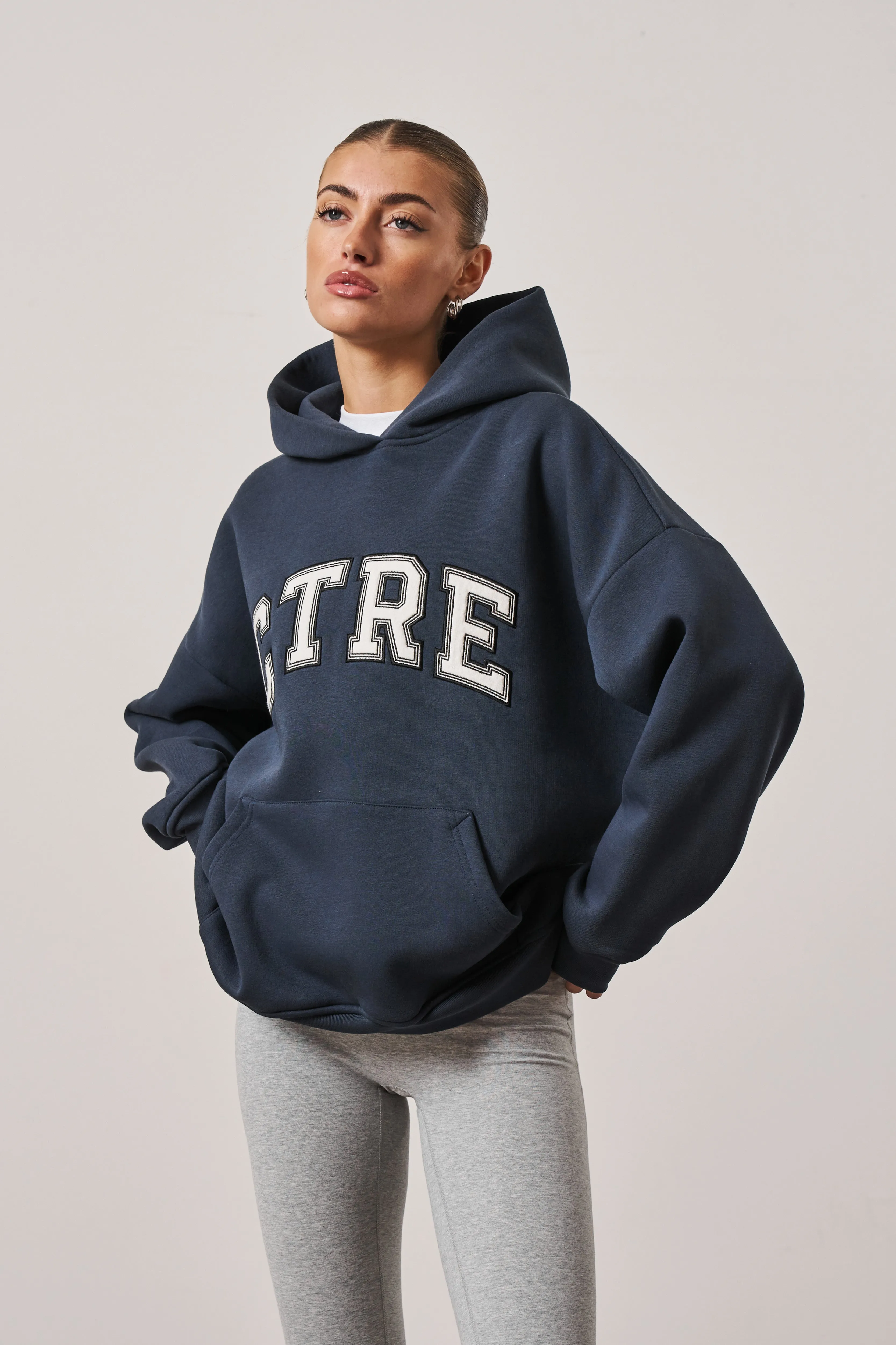 CTRE OVERSIZED HOODIE - NAVY