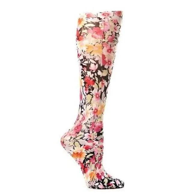 Lightweight Patterned Compression Socks in Raspberry Hill