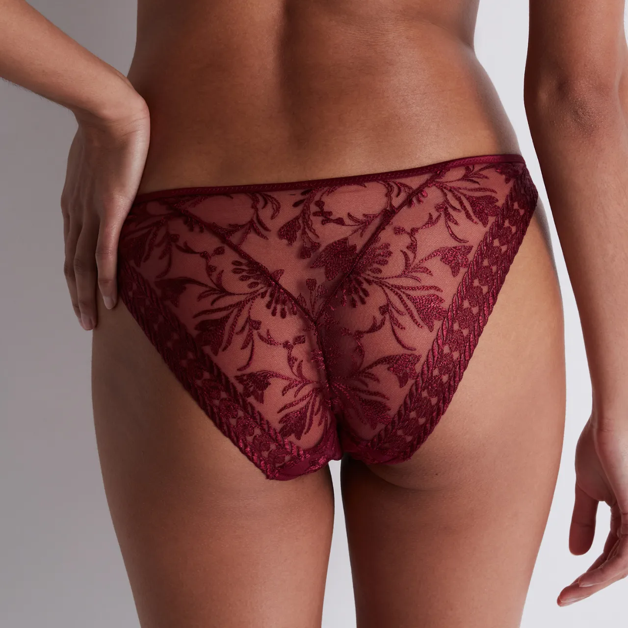 Magnetic Spell Italian Brief in Crimson