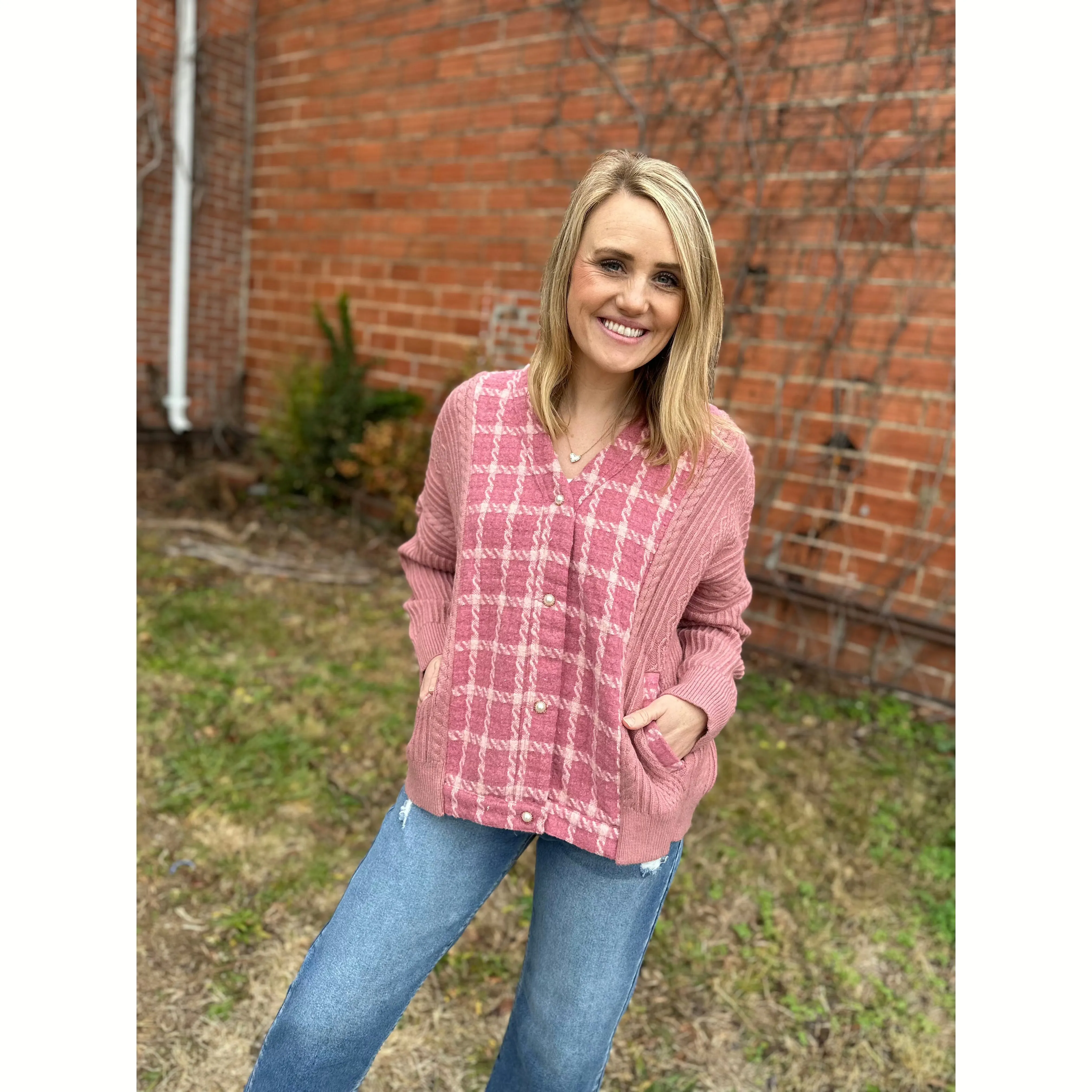 Plaid Cable Cardi >> Top