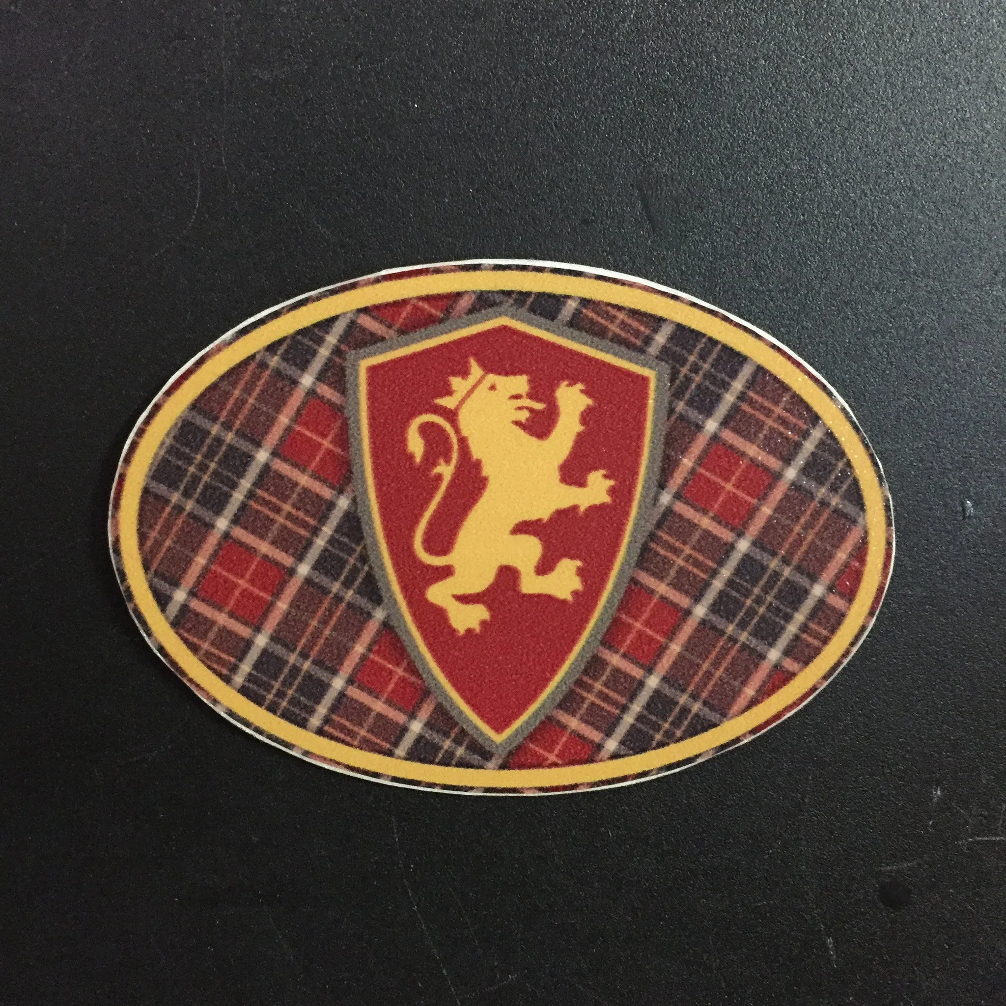 Plaid Oval Decal