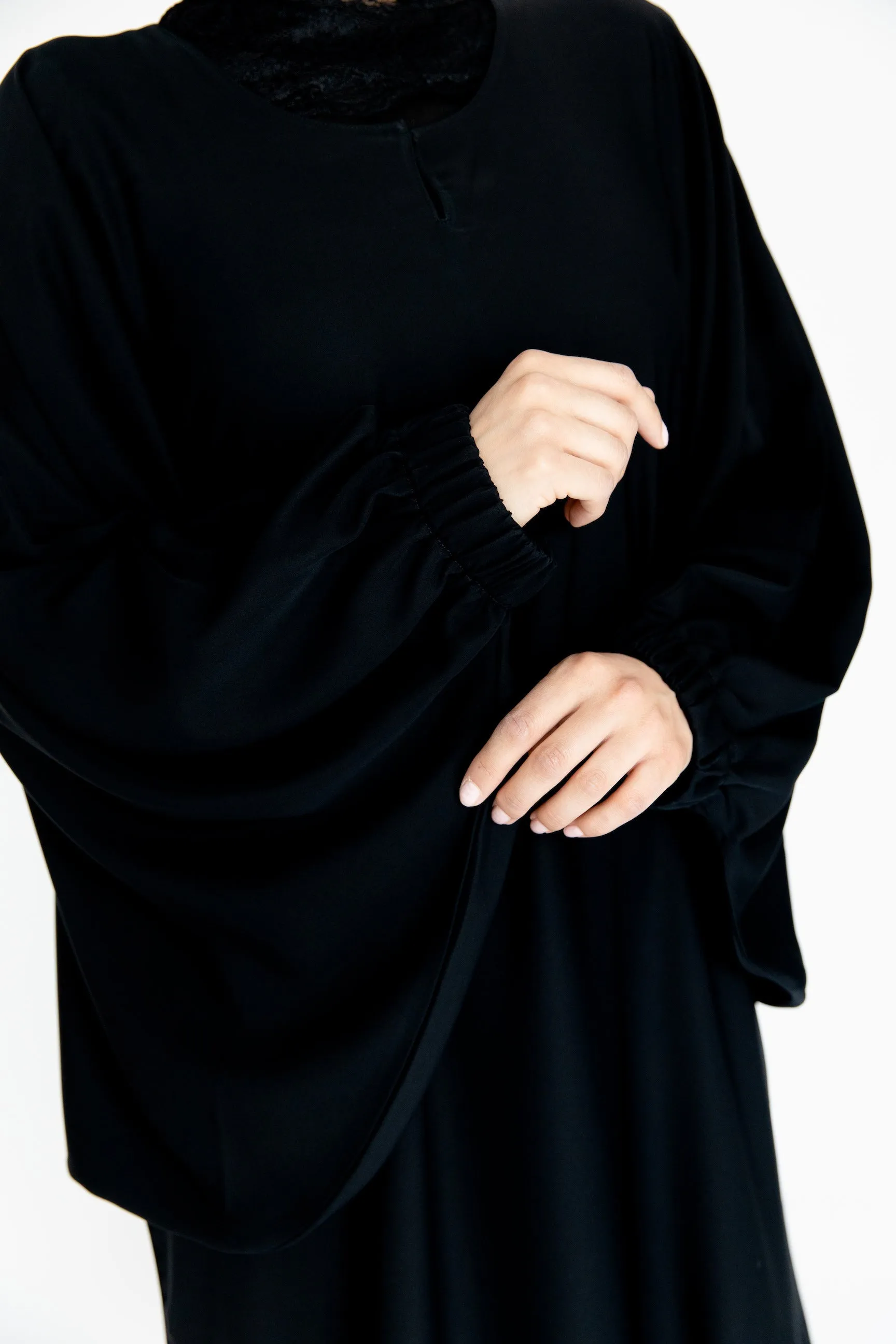 Plain Butterfly Closed  Abaya (3 Colours)