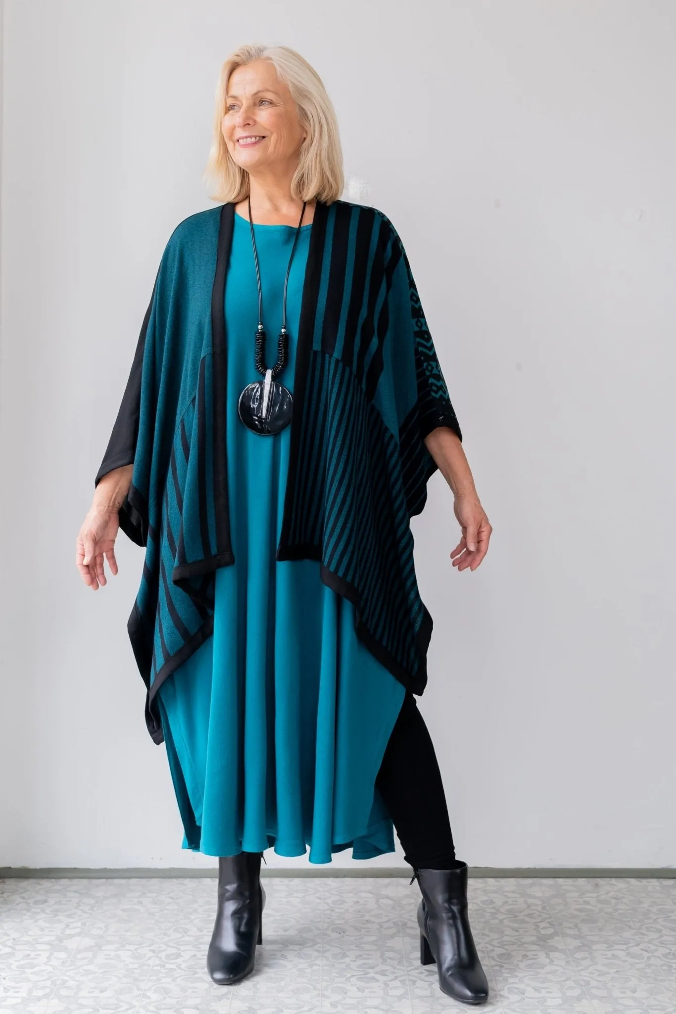 Printed Ruana - Teal